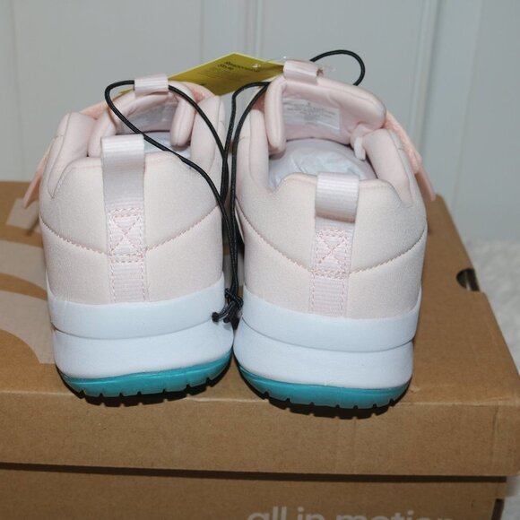 All in motion kids girls youth new sneakers size 6 these are new with tags - Picture 5 of 6